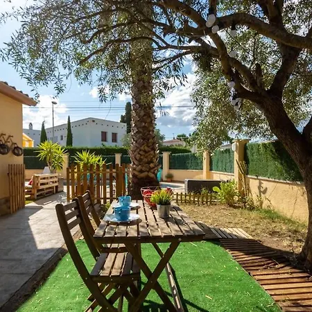 Casita Con Jardin, Bbq, Wifi, Centro Y Playa Villa Empuriabrava Exterior photo