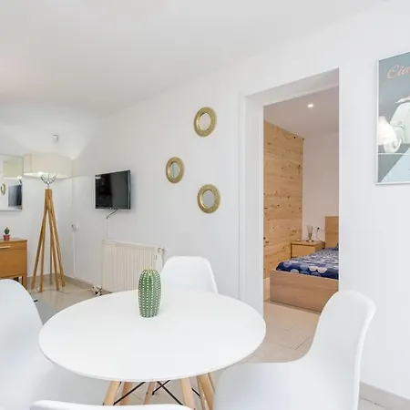 Casita Con Jardin, Bbq, Wifi, Centro Y Playa Villa Empuriabrava Exterior photo