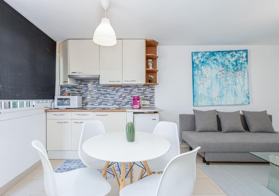 Casita Con Jardin, Bbq, Wifi, Centro Y Playa * Empuriabrava